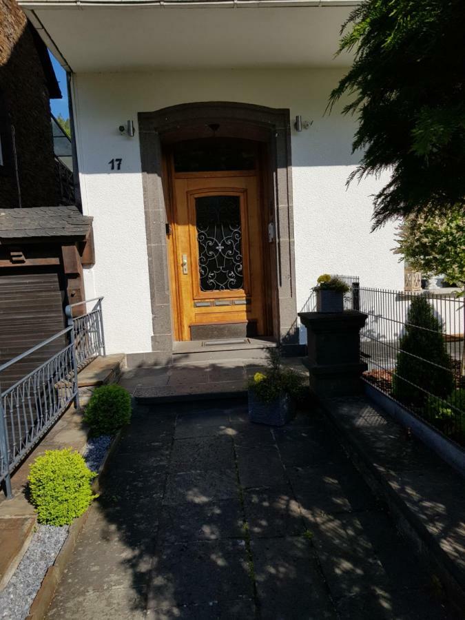 Haus Mosel Apartment Klotten Exterior photo